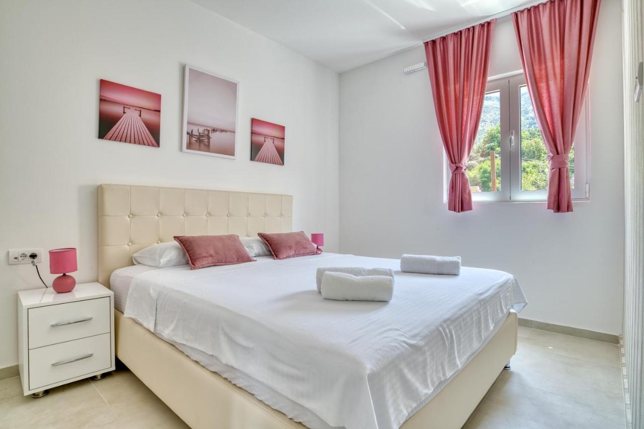 The Golden Luxury Apartments Kotor Luaran gambar