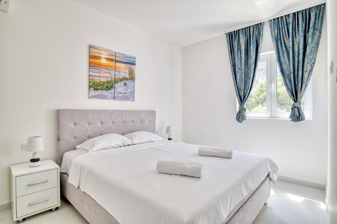 The Golden Luxury Apartments Kotor Luaran gambar