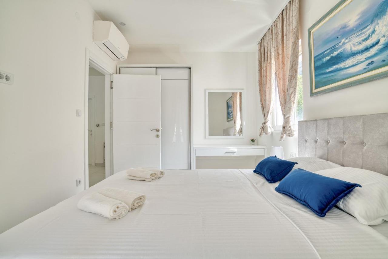 The Golden Luxury Apartments Kotor Luaran gambar