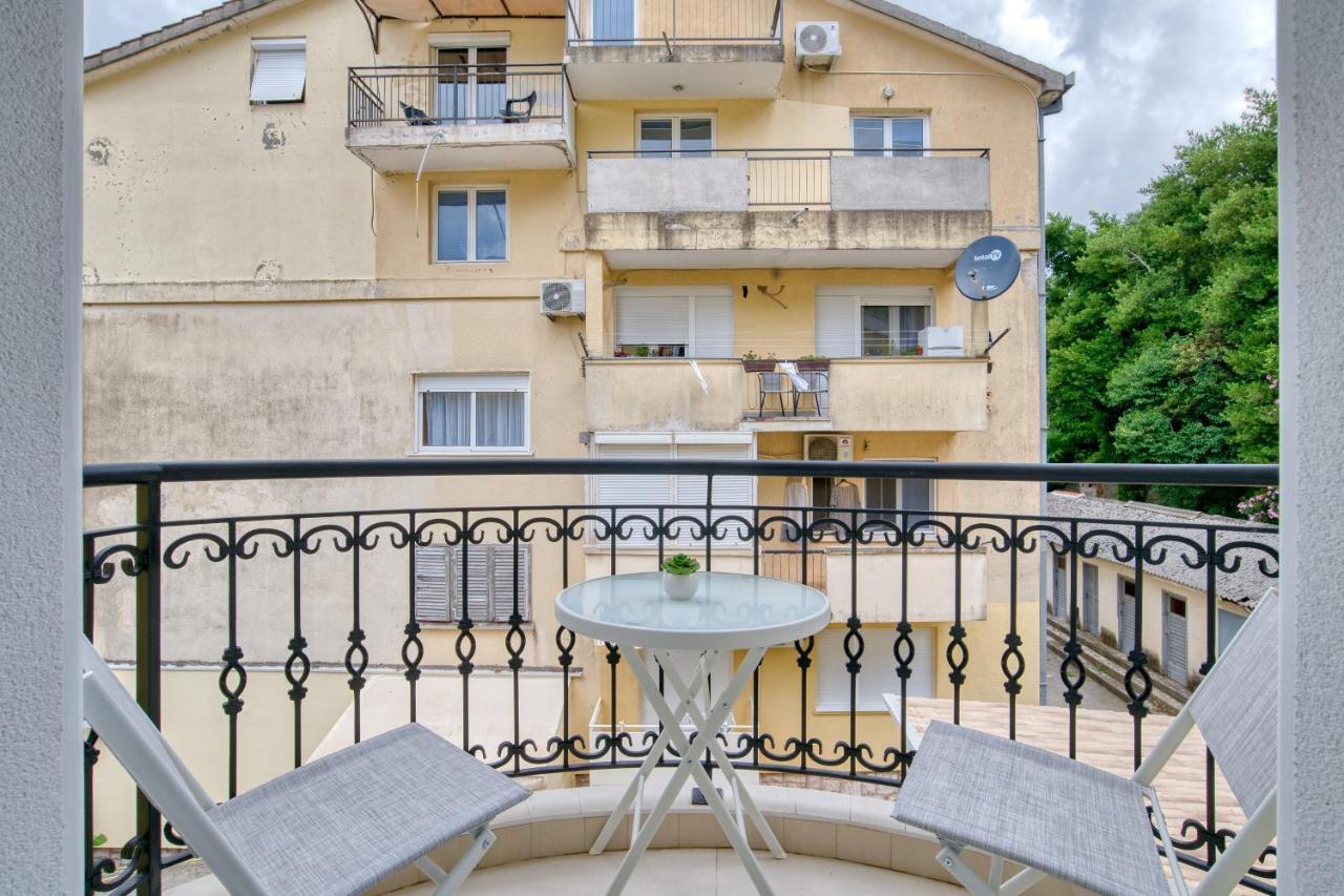 The Golden Luxury Apartments Kotor Luaran gambar