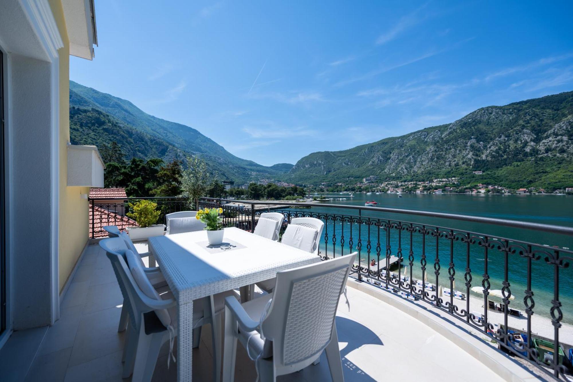 The Golden Luxury Apartments Kotor Luaran gambar