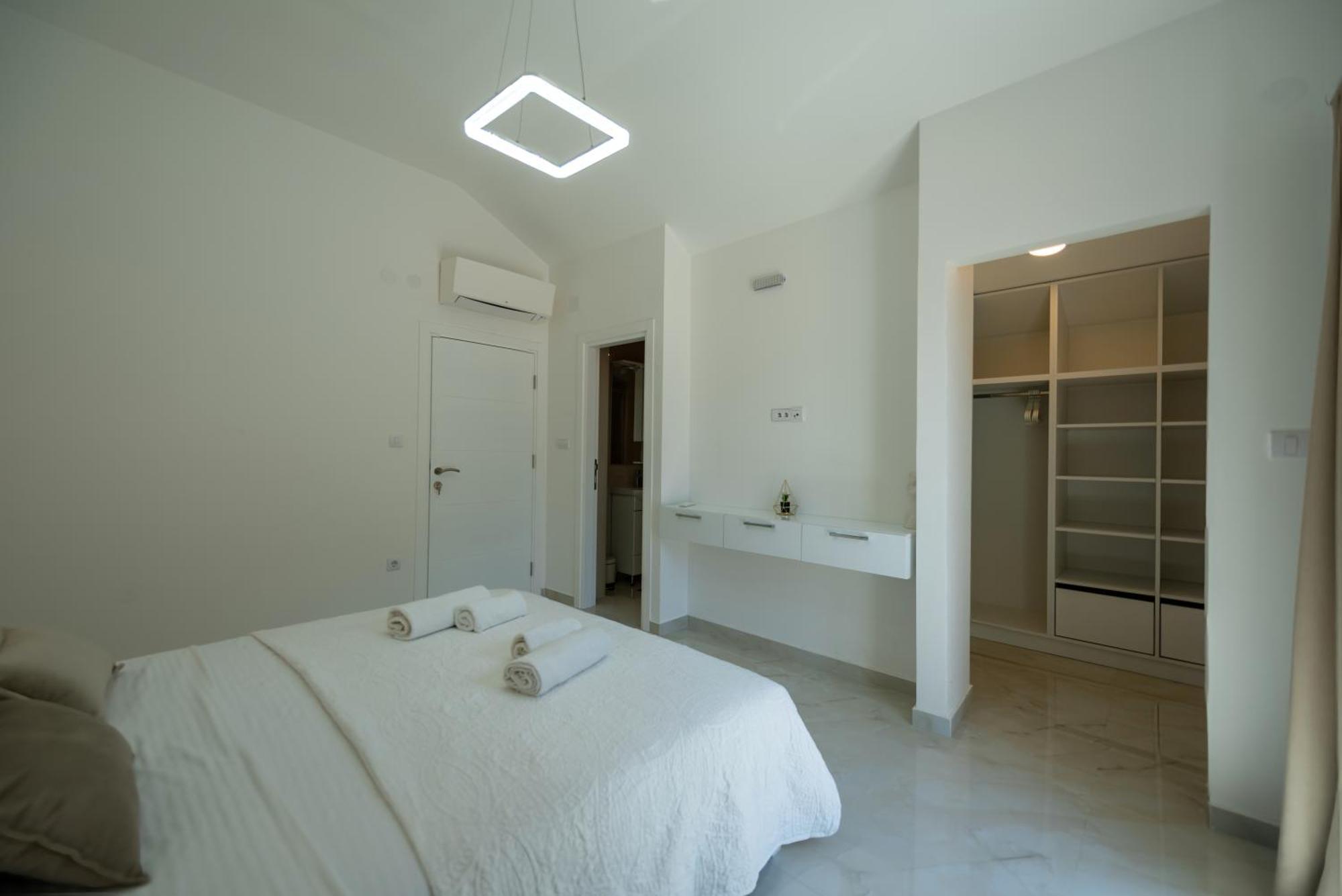 The Golden Luxury Apartments Kotor Luaran gambar