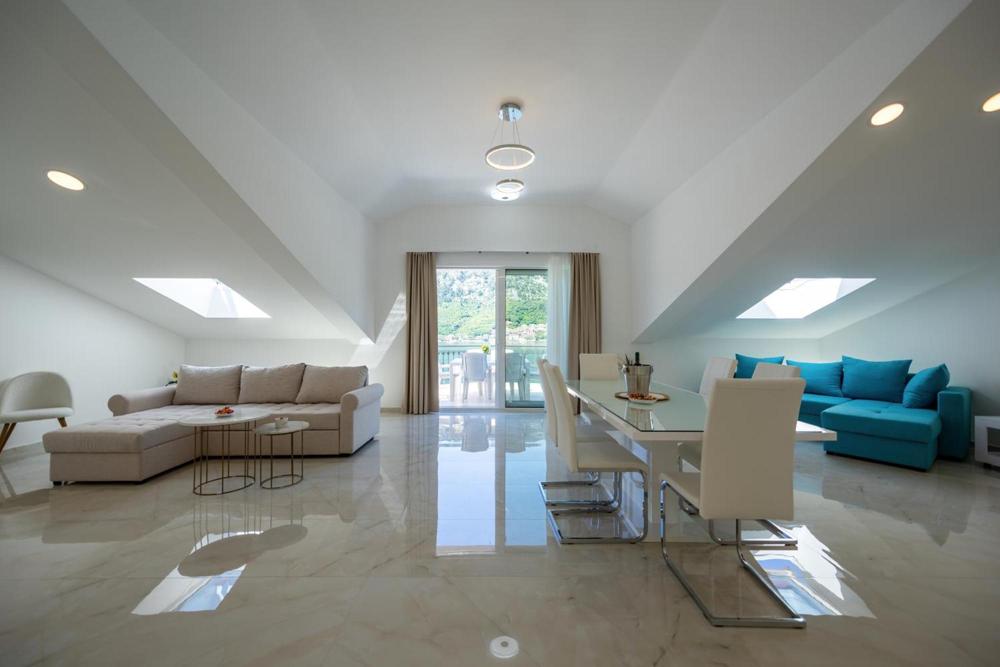 The Golden Luxury Apartments Kotor Luaran gambar