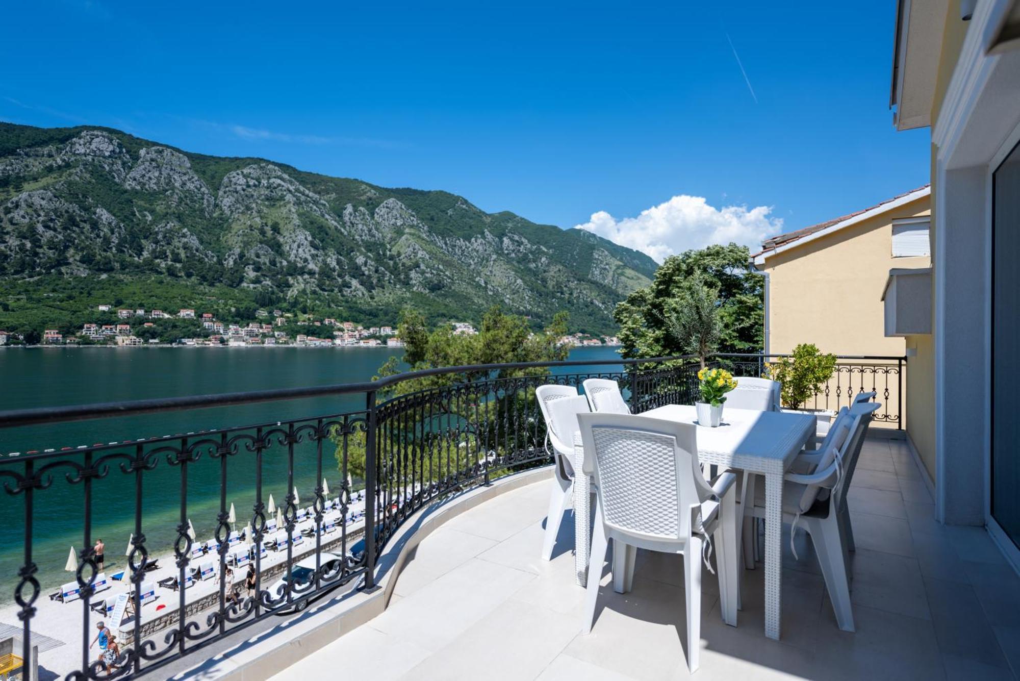 The Golden Luxury Apartments Kotor Luaran gambar